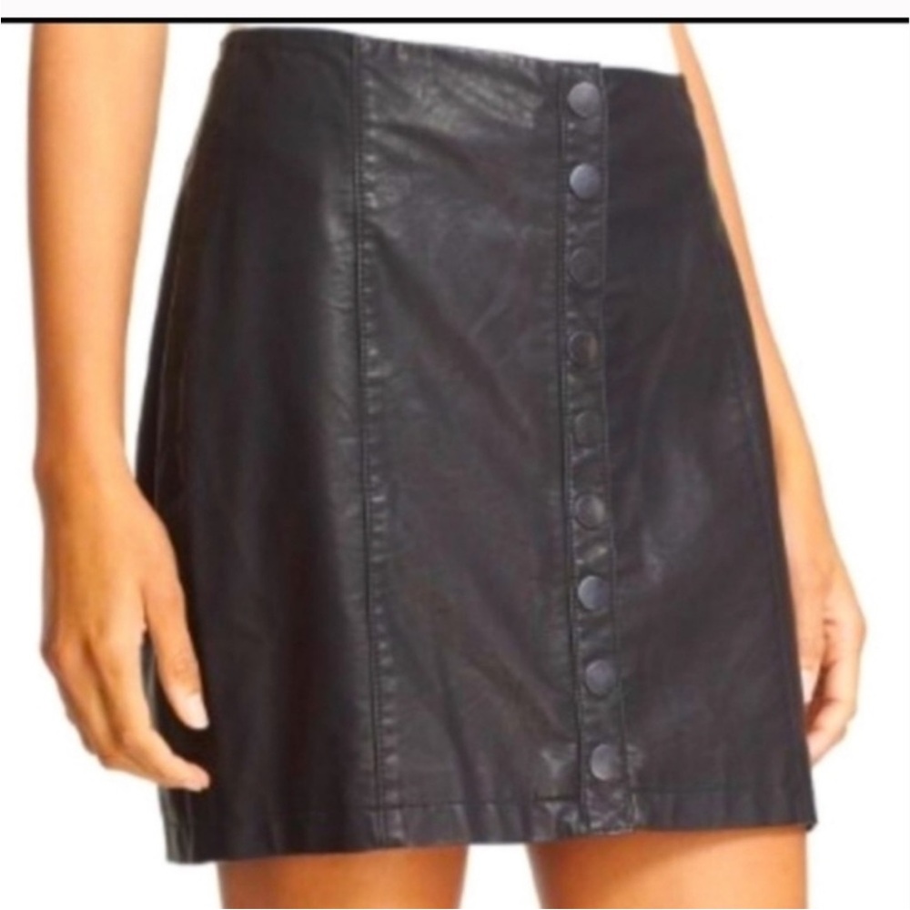 Free People Black Faux Leather Button Snap Front Mini Skirt Size 2 XS